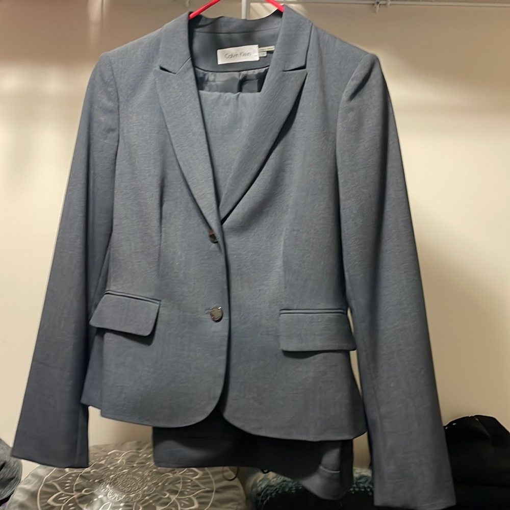 Calvin Klein woman’s pant suit